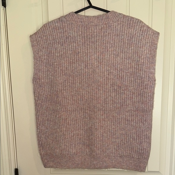 OshKosh B'gosh Kid’s Pink Vest for Layering - Picture 2 of 7